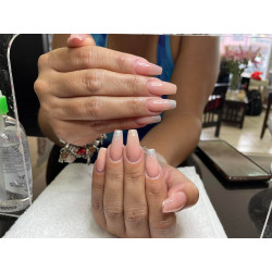 Manicure services - Sol y Luna