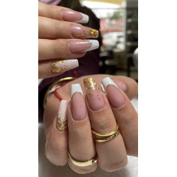 Manicure services - Sol y Luna
