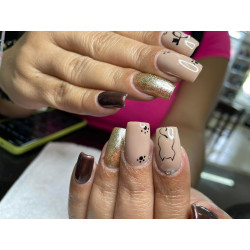 Manicure services - Sol y Luna